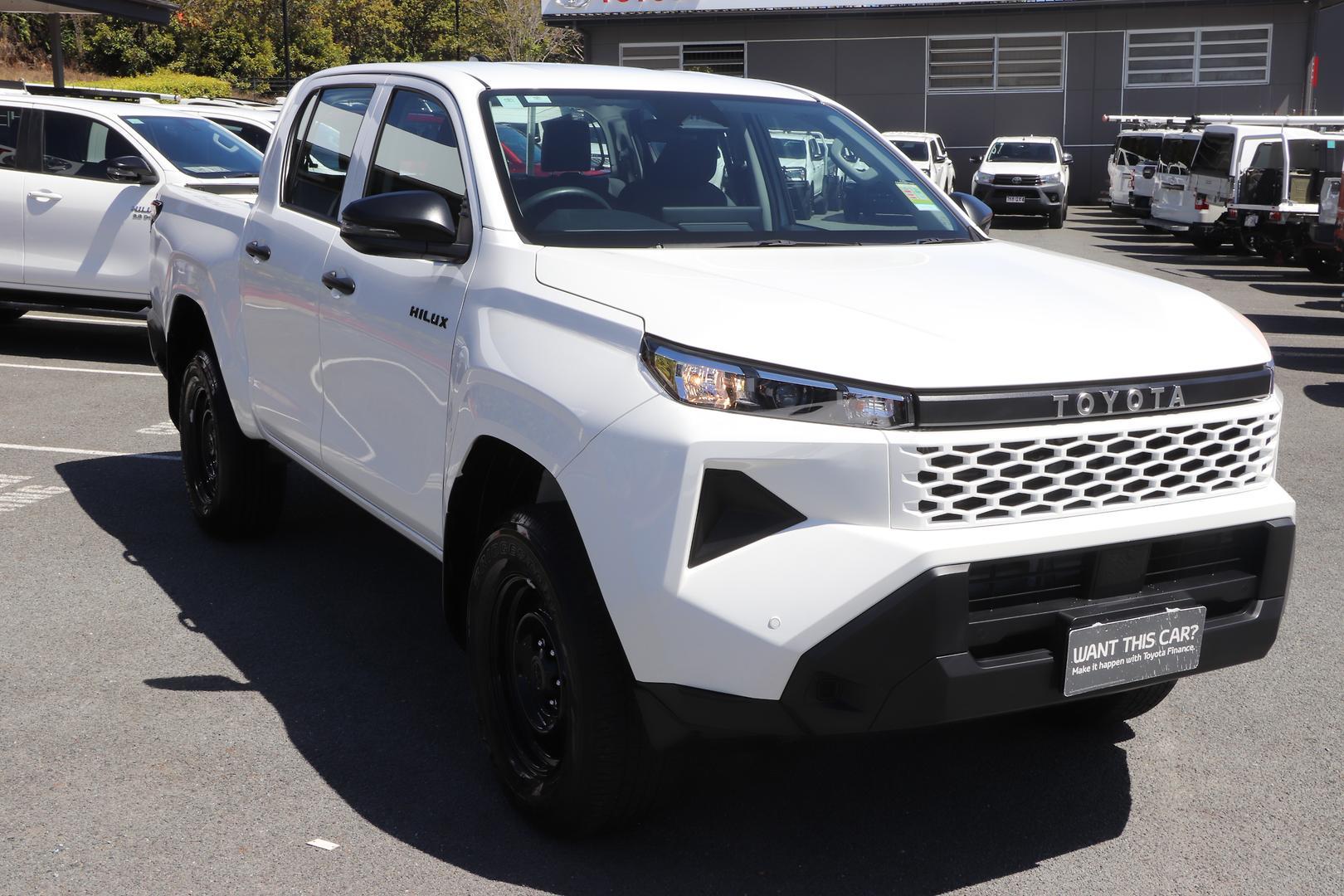 2025 Toyota Hilux Workmate in White