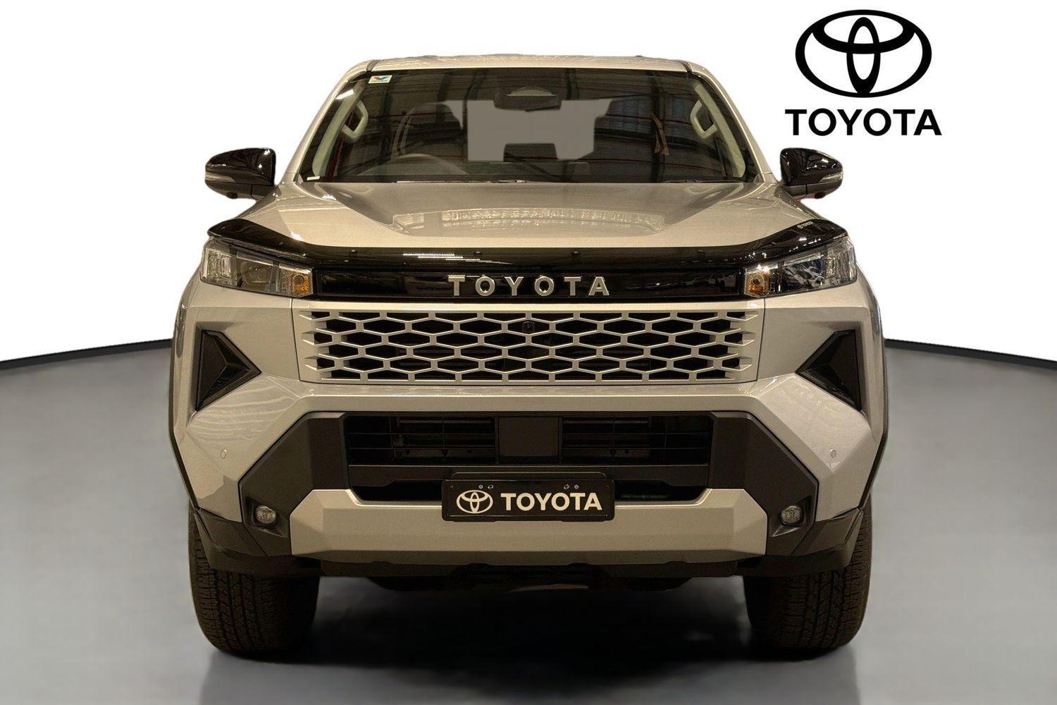 2025 Toyota Hilux SR in Silver