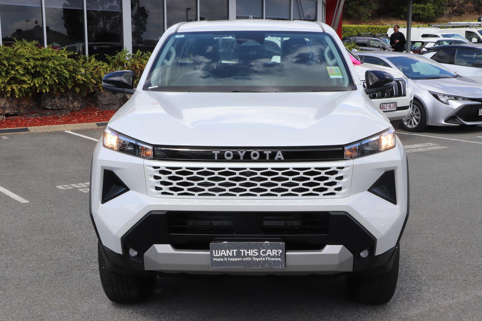2025 Toyota Hilux SR in White