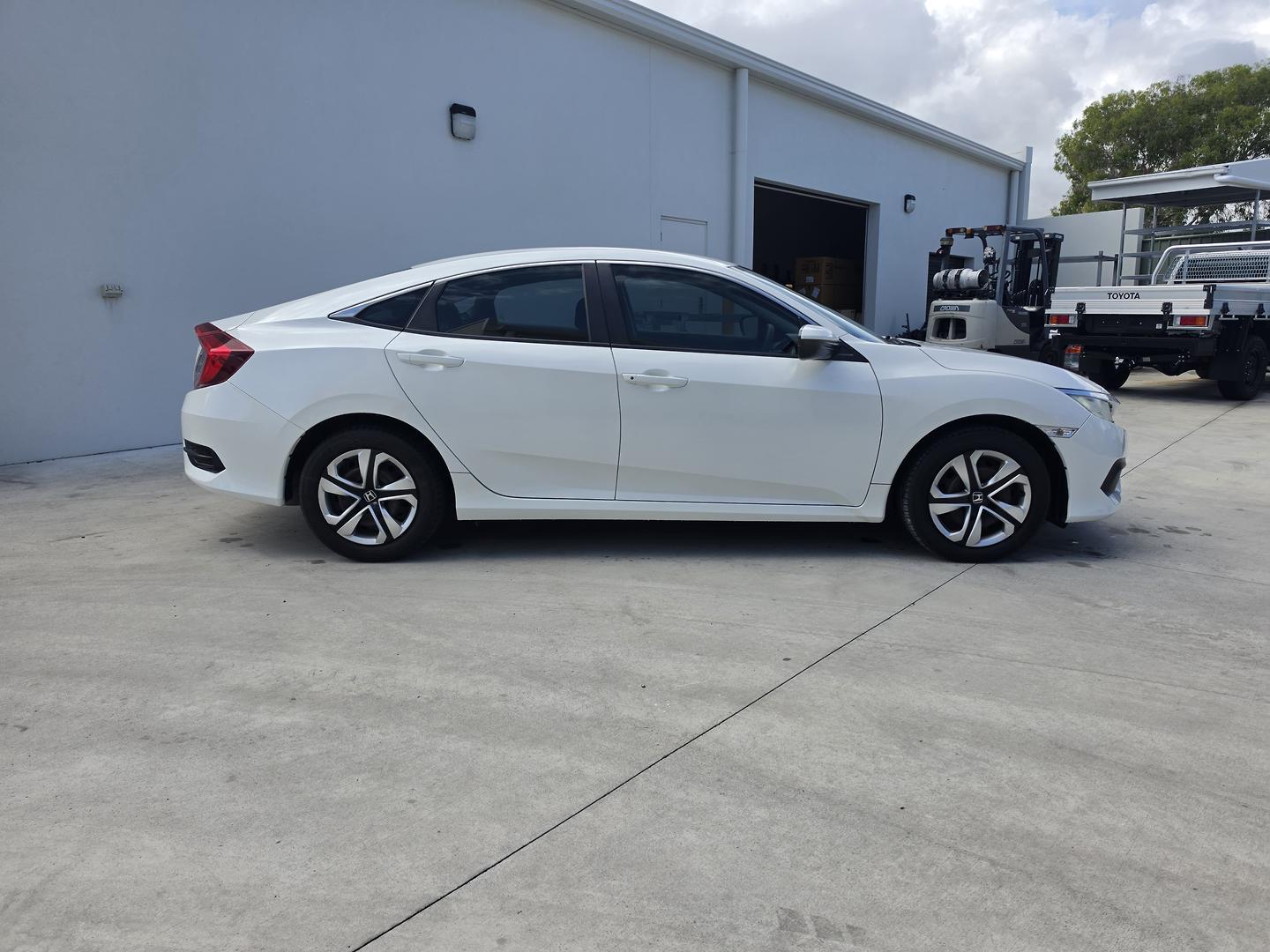 2017 Honda Civic VTi in Other