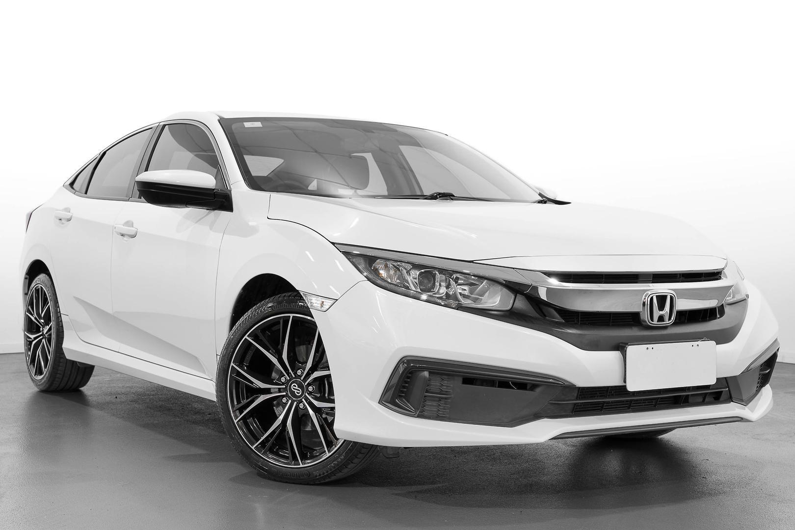 2019 Honda Civic VTi in White