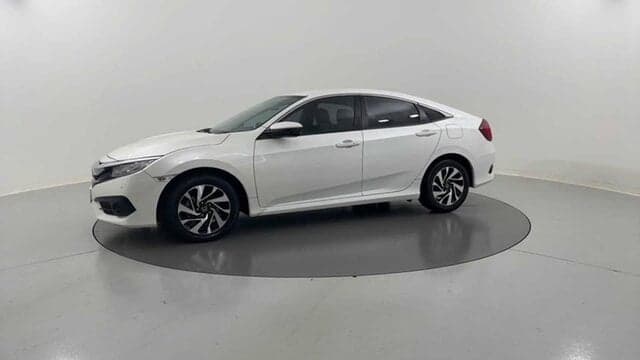 2016 Honda Civic VTi-S in White
