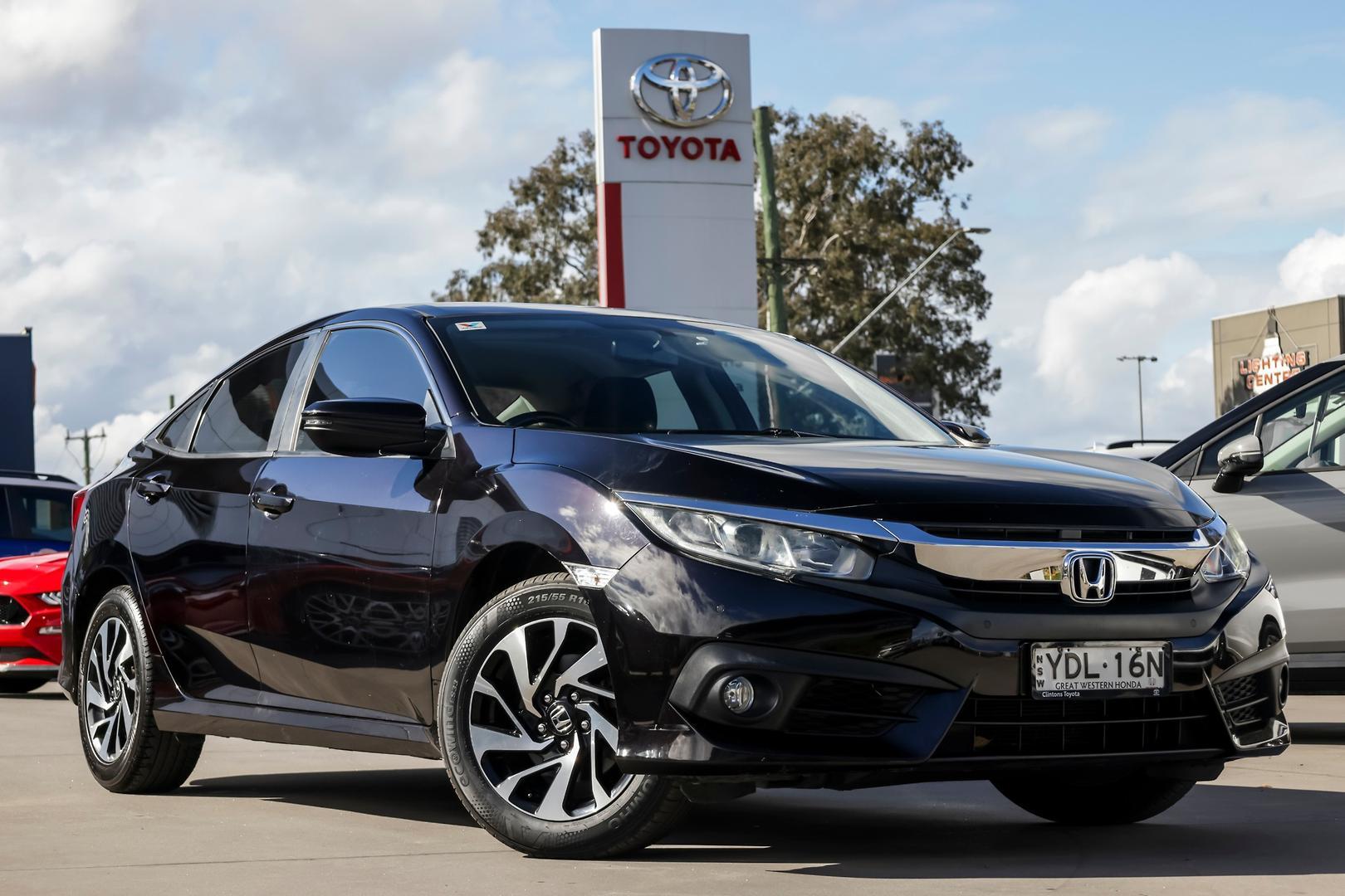 2016 Honda Civic VTi-S in Black