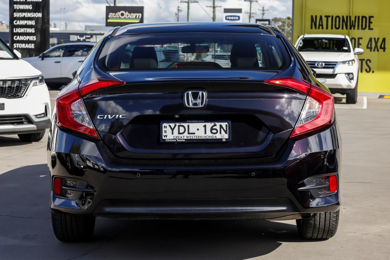 2016 Honda Civic VTi-S in Black