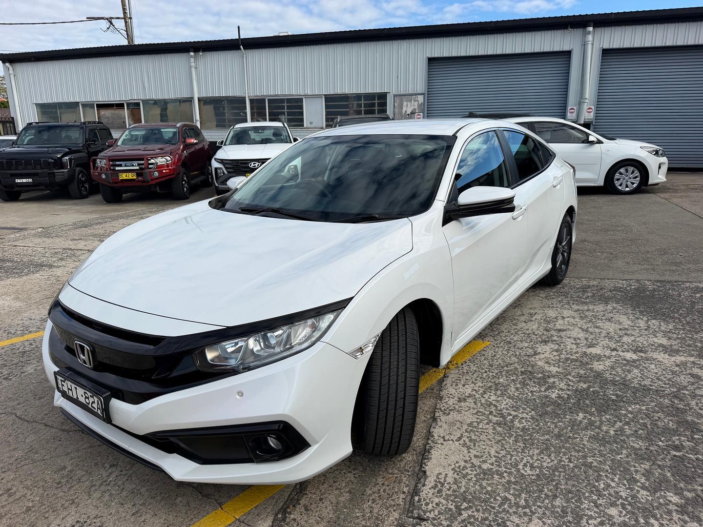 2020 Honda Civic VTi-S in White