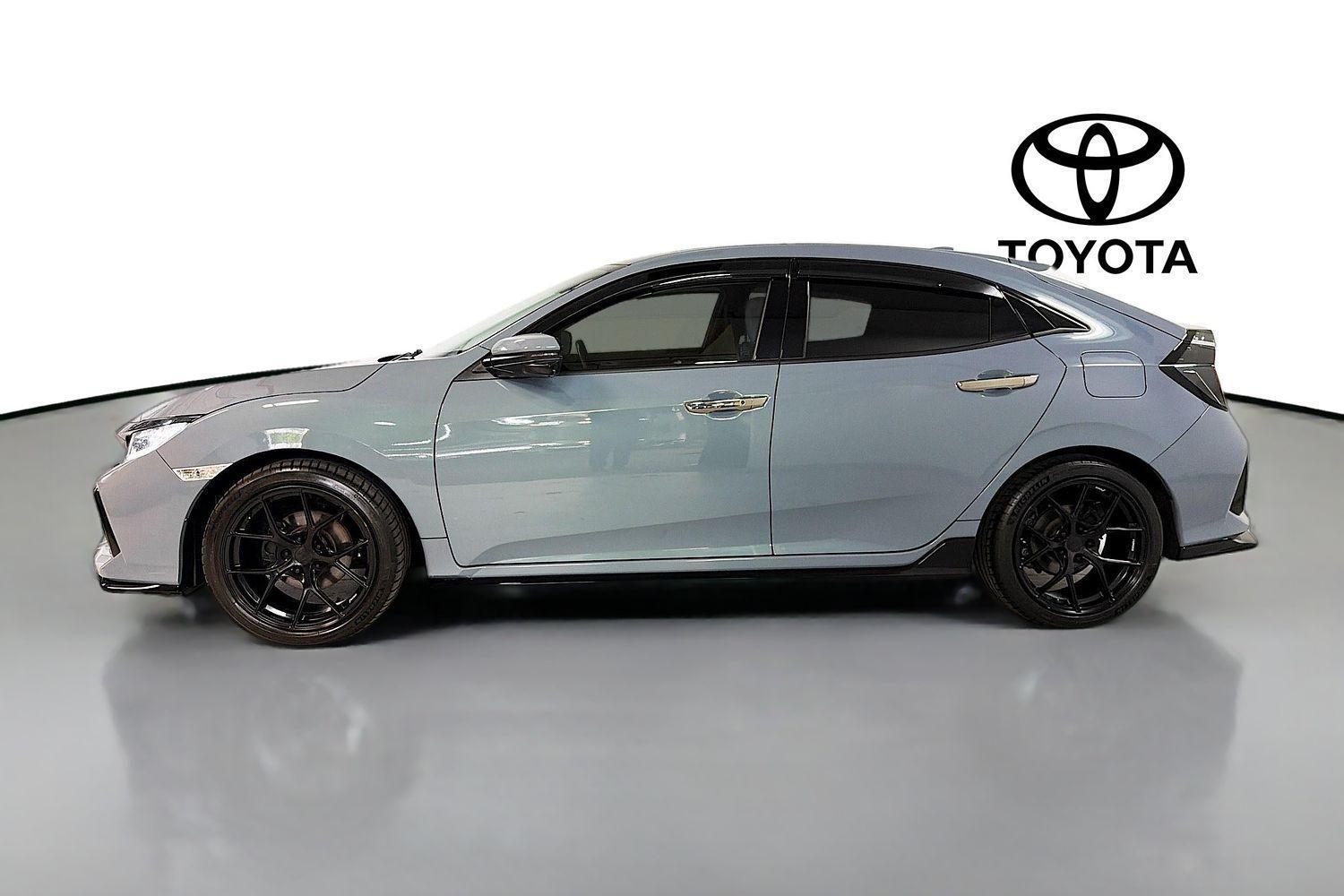 2019 Honda Civic RS in Grey