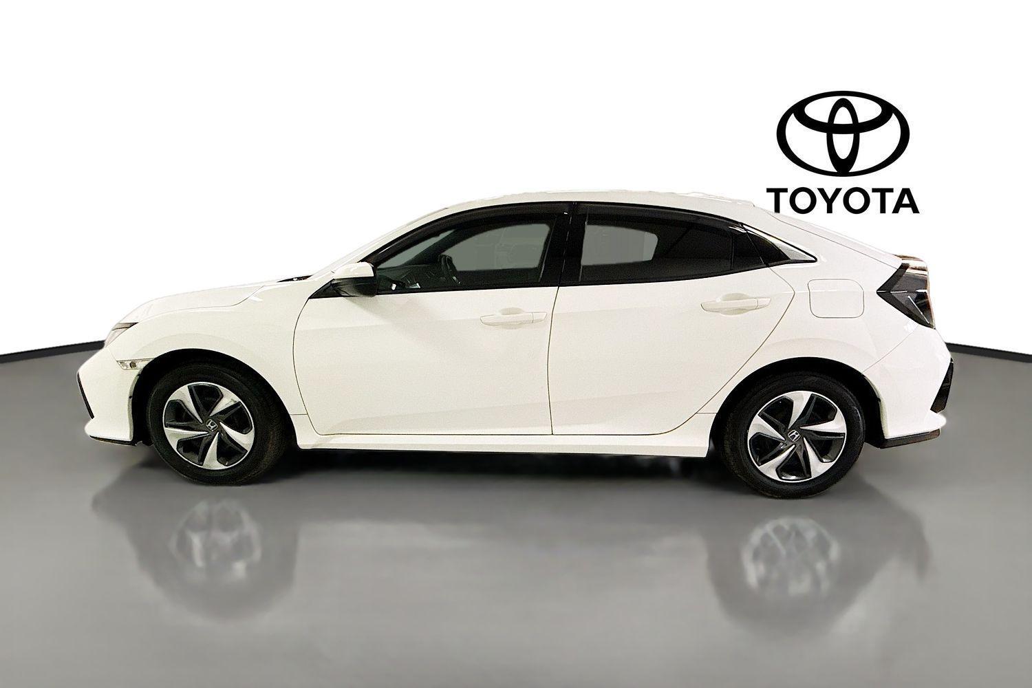2020 Honda Civic VTi in White