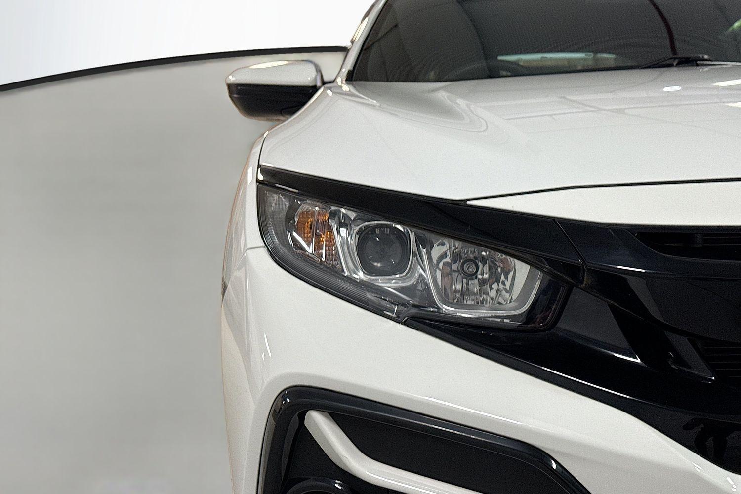 2020 Honda Civic VTi in White