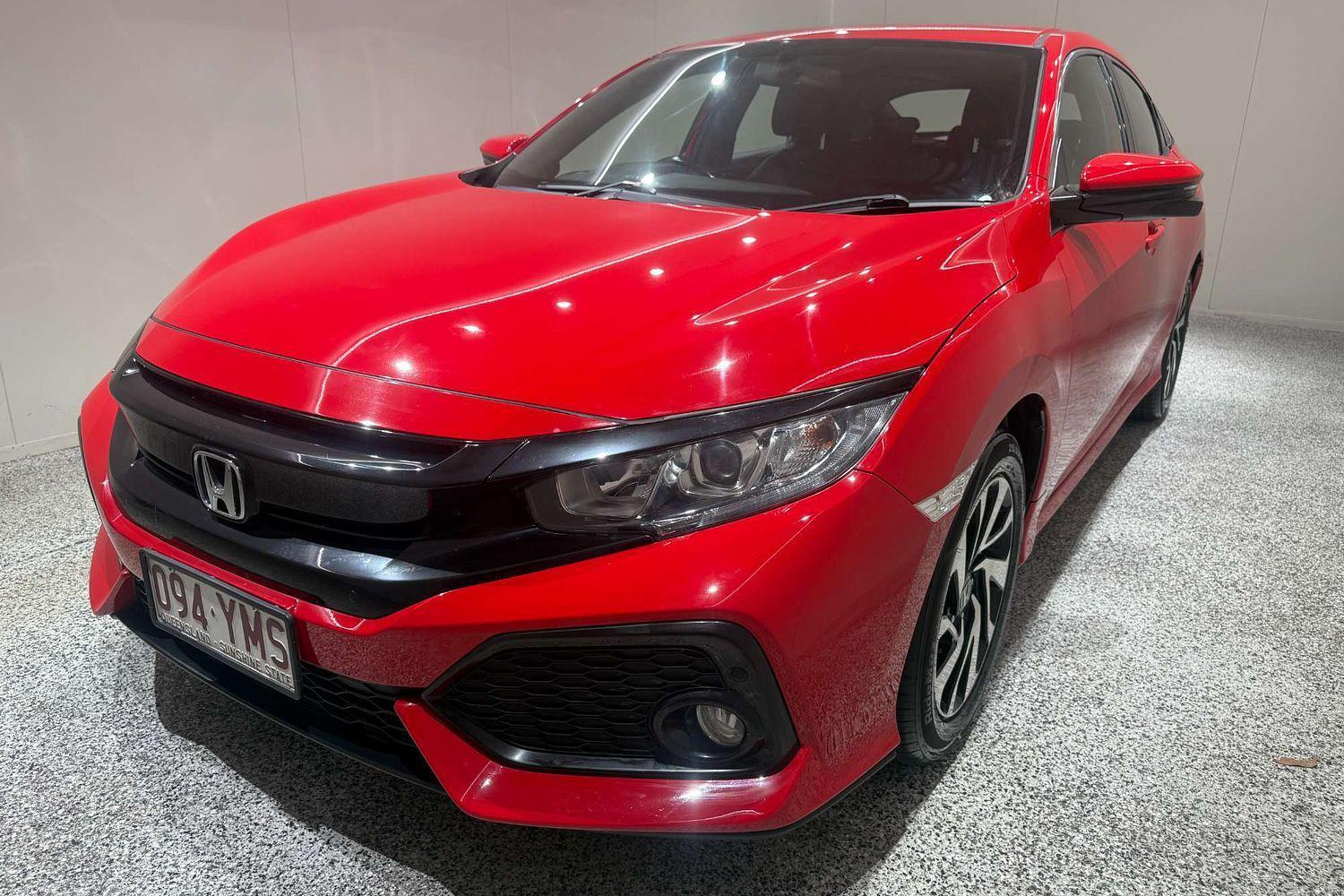 2018 Honda Civic VTi-S in Red