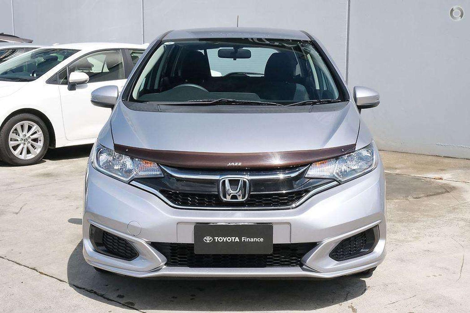 2018 Honda Jazz VTi in Silver