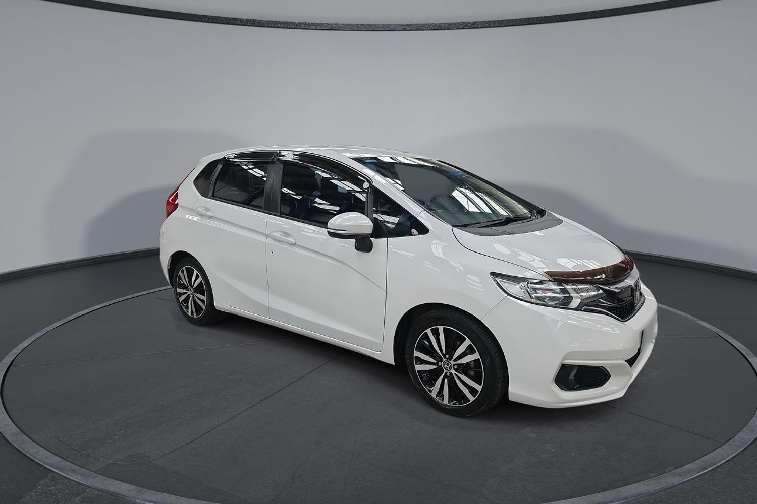 2019 Honda Jazz VTi in White
