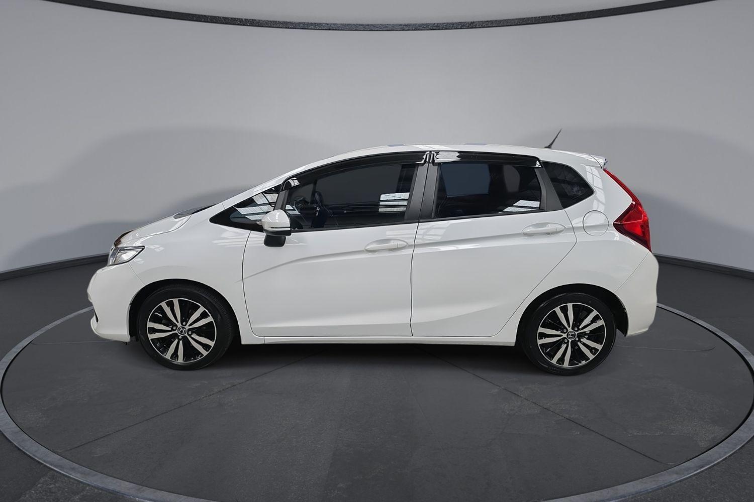 2019 Honda Jazz VTi in White