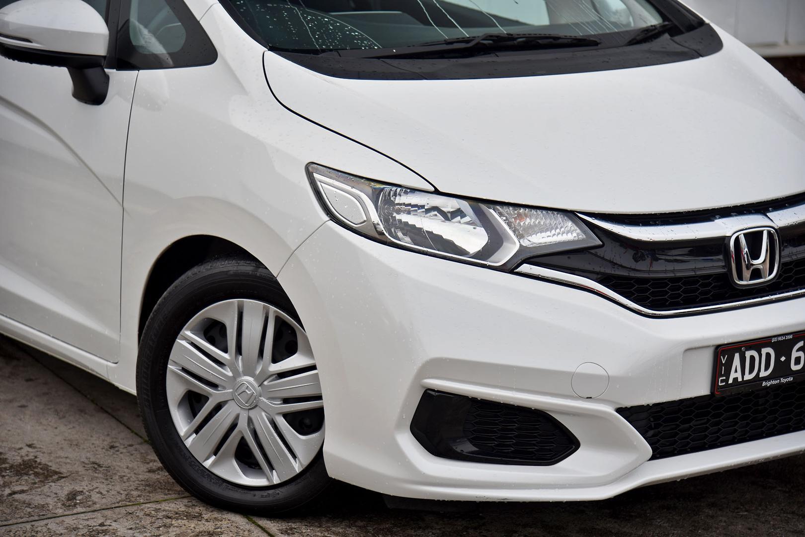 2020 Honda Jazz VTi in White