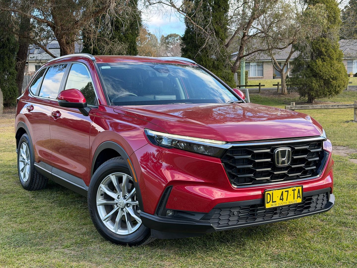 2024 Honda CR-V VTi L in Passion Red