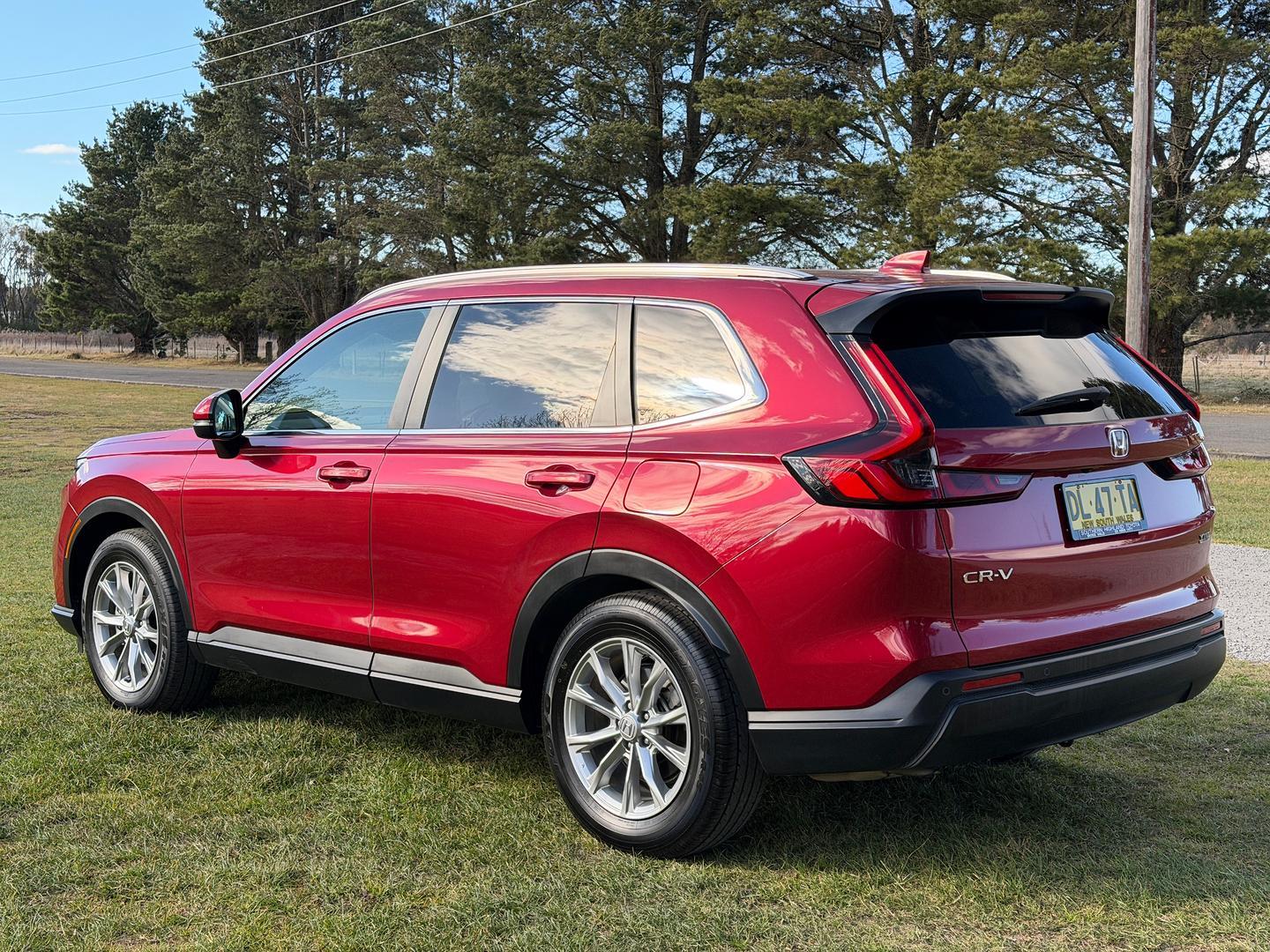 2024 Honda CR-V VTi L in Passion Red