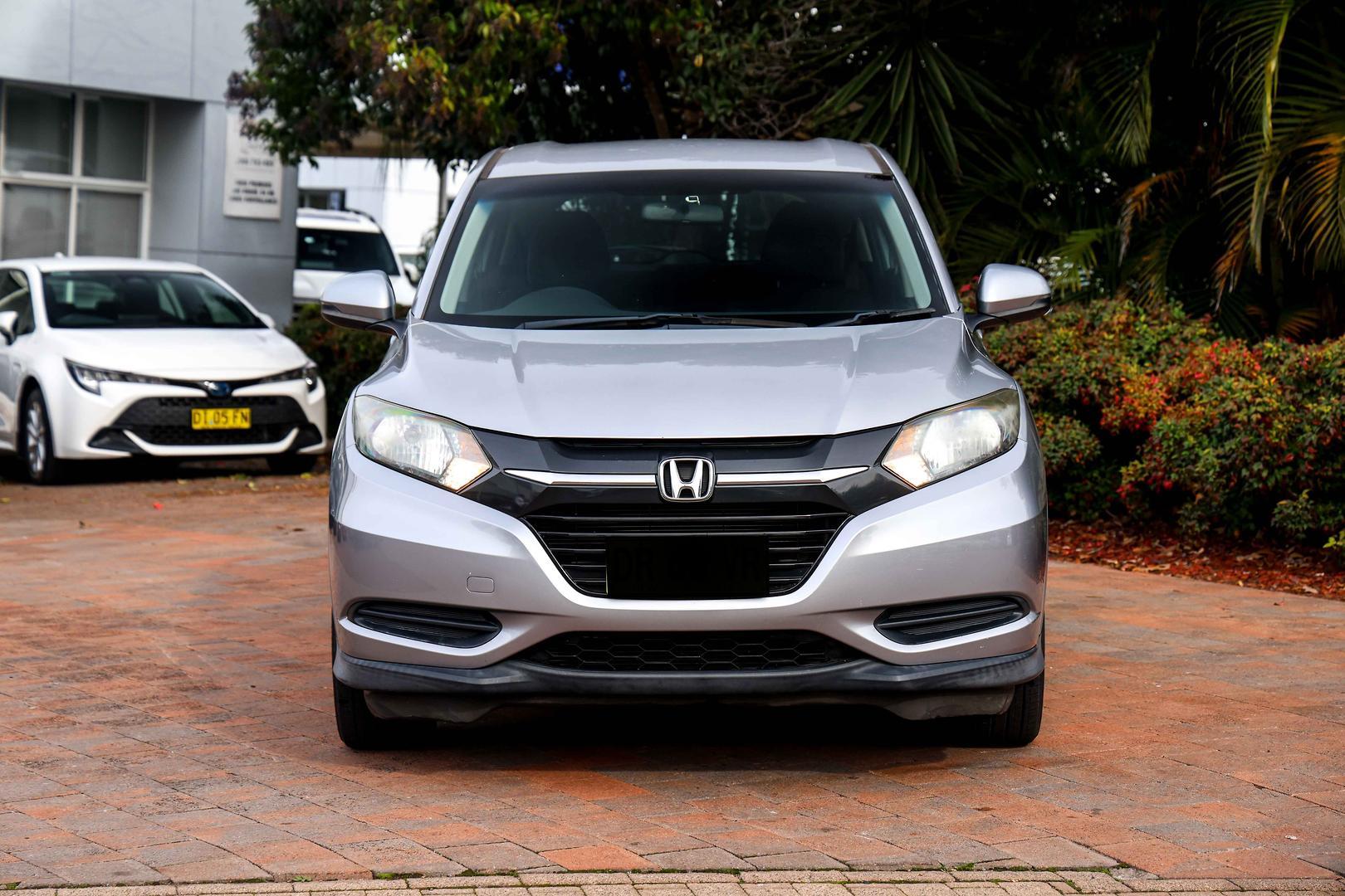 2017 Honda HR-V VTi in Silver