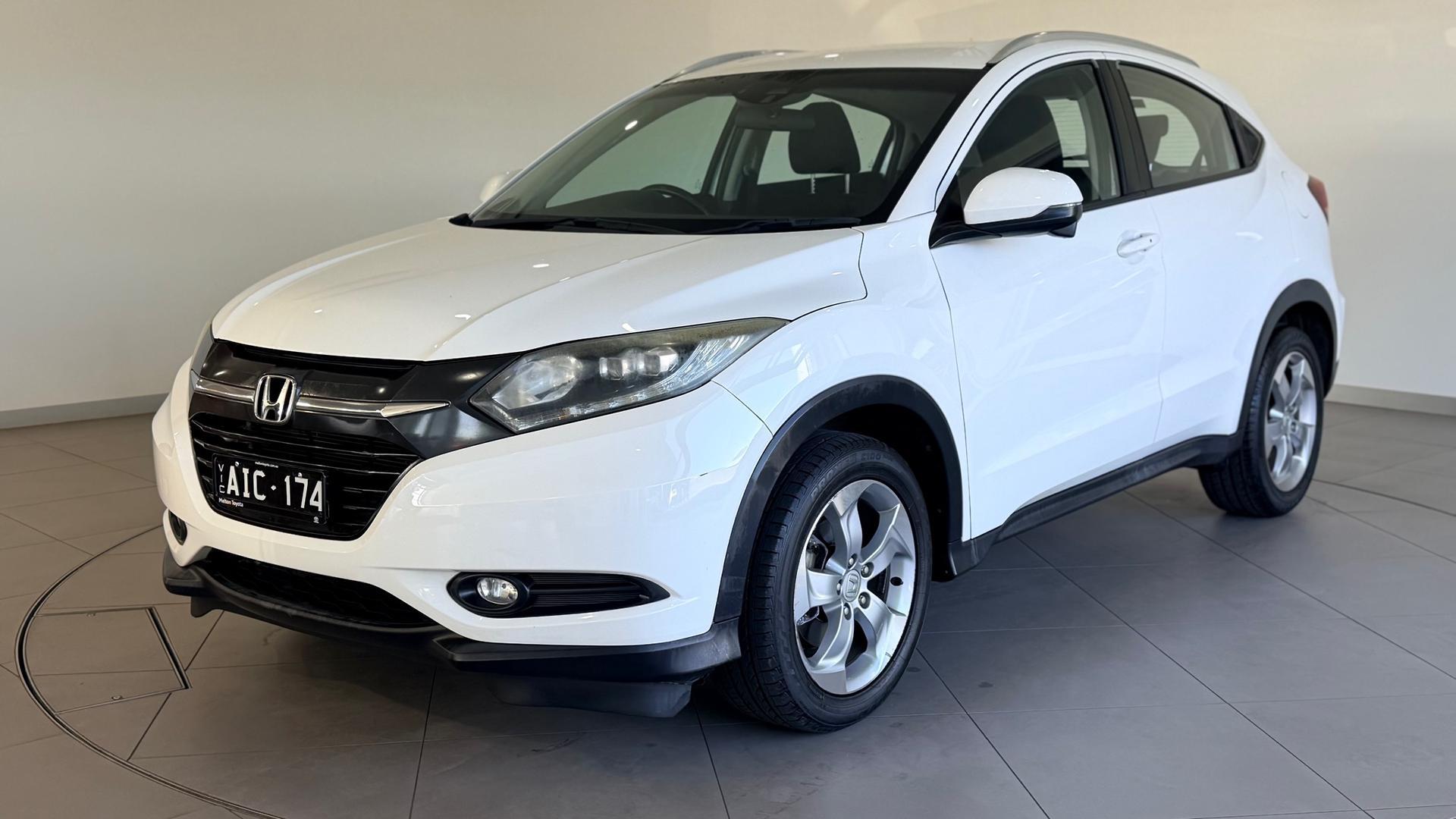 2016 Honda HR-V VTi-S in White