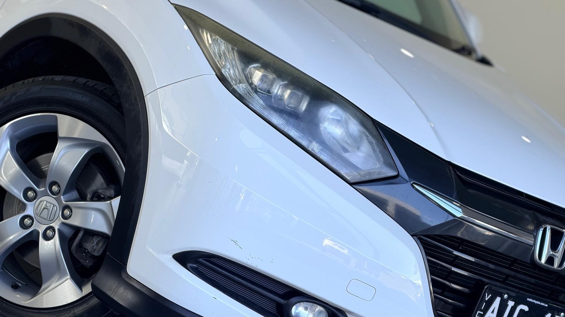 2016 Honda HR-V VTi-S in White