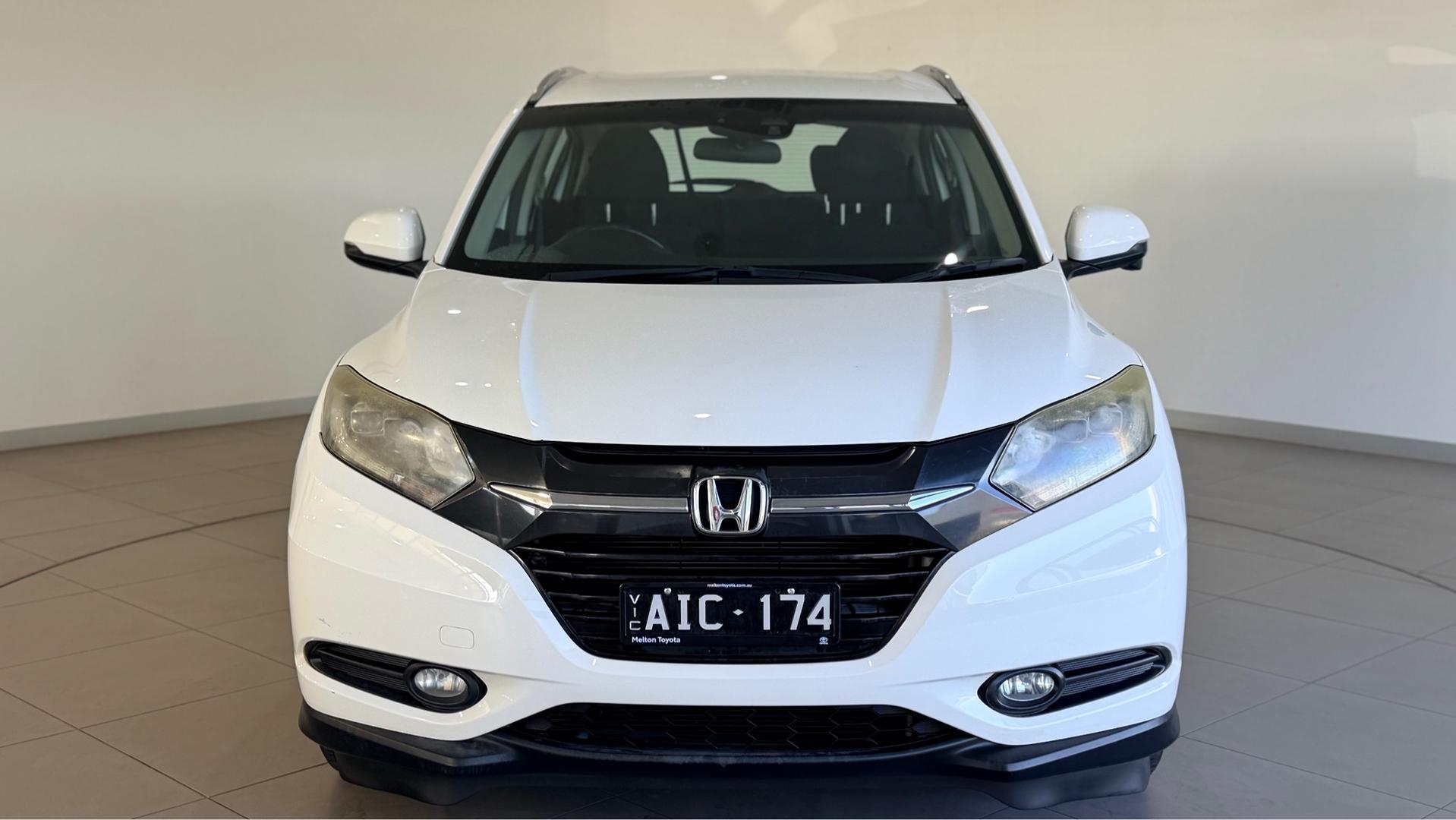2016 Honda HR-V VTi-S in White