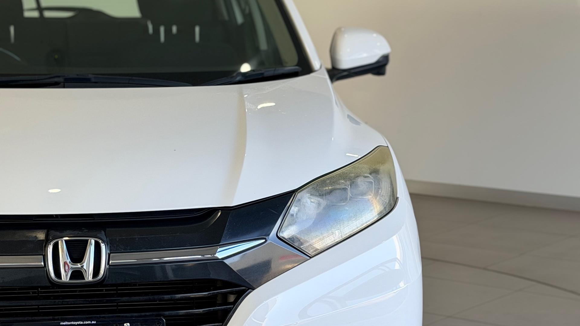 2016 Honda HR-V VTi-S in White