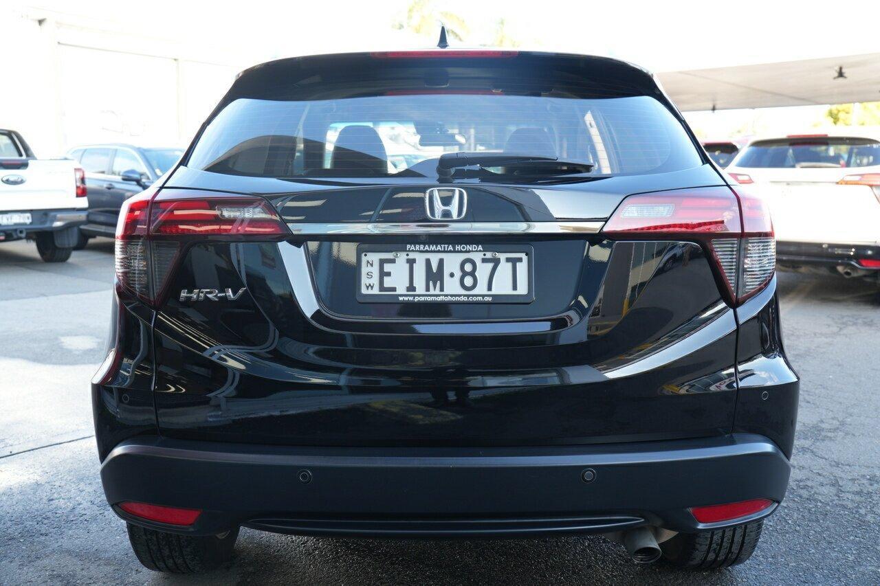 2019 Honda HR-V VTi-S in Black