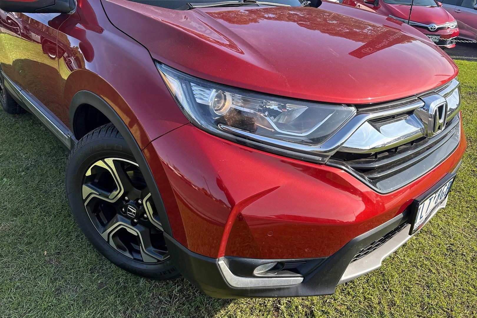 2017 Honda CR-V VTi-S in Red
