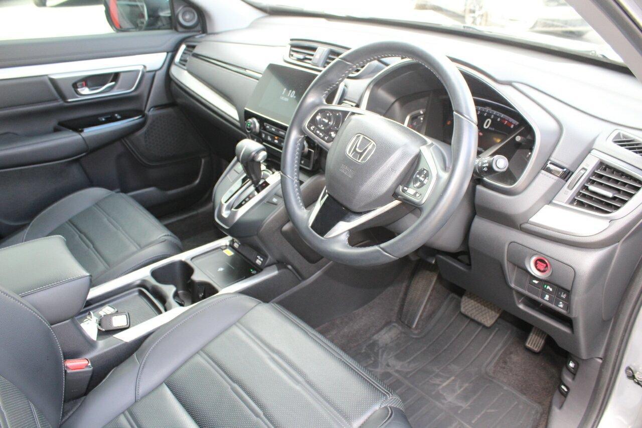 2022 Honda CR-V VTi LX AWD in Lunar Silver