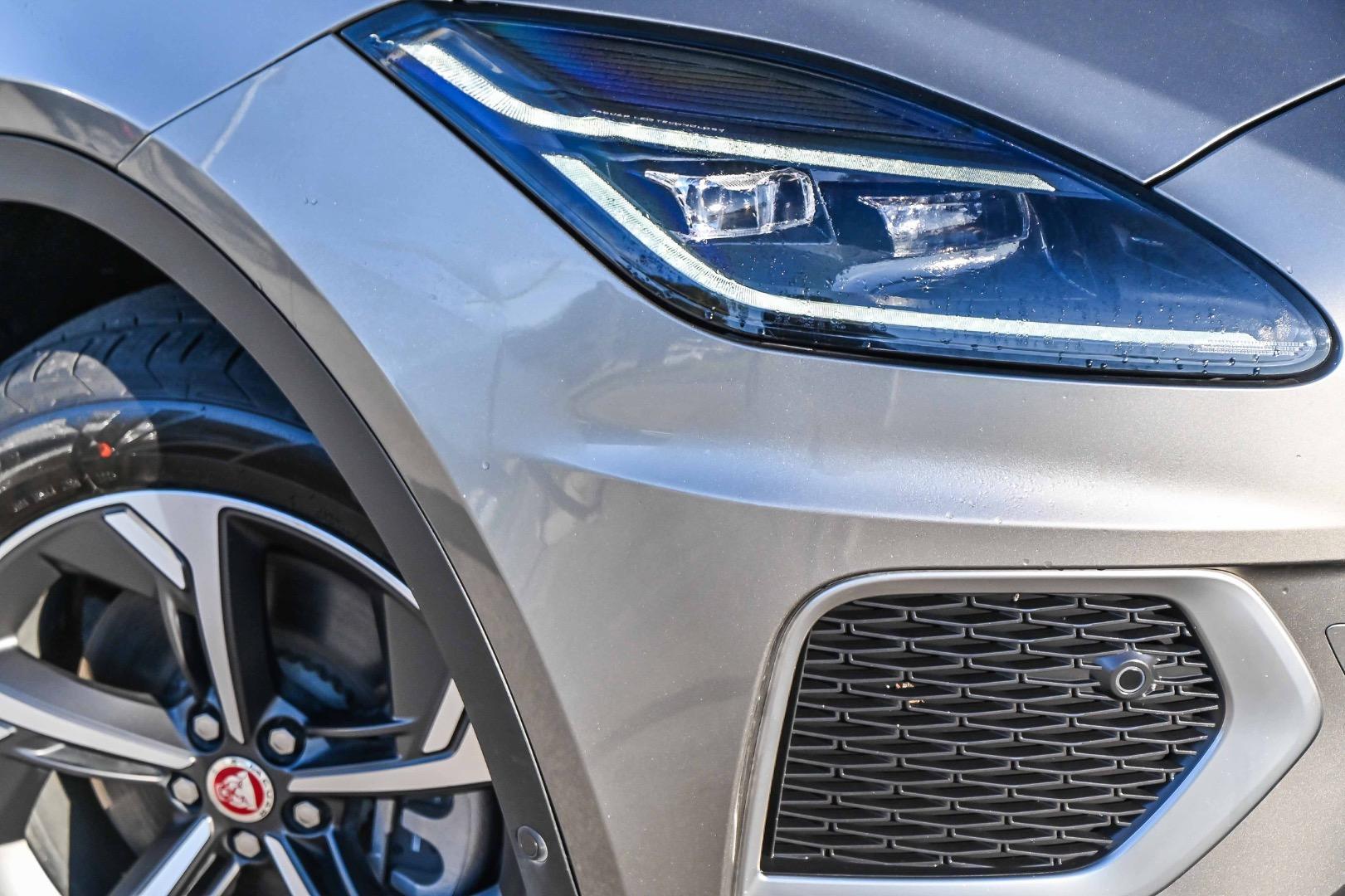 2021 Jaguar E-PACE P250 R-Dynamic SE in Silver