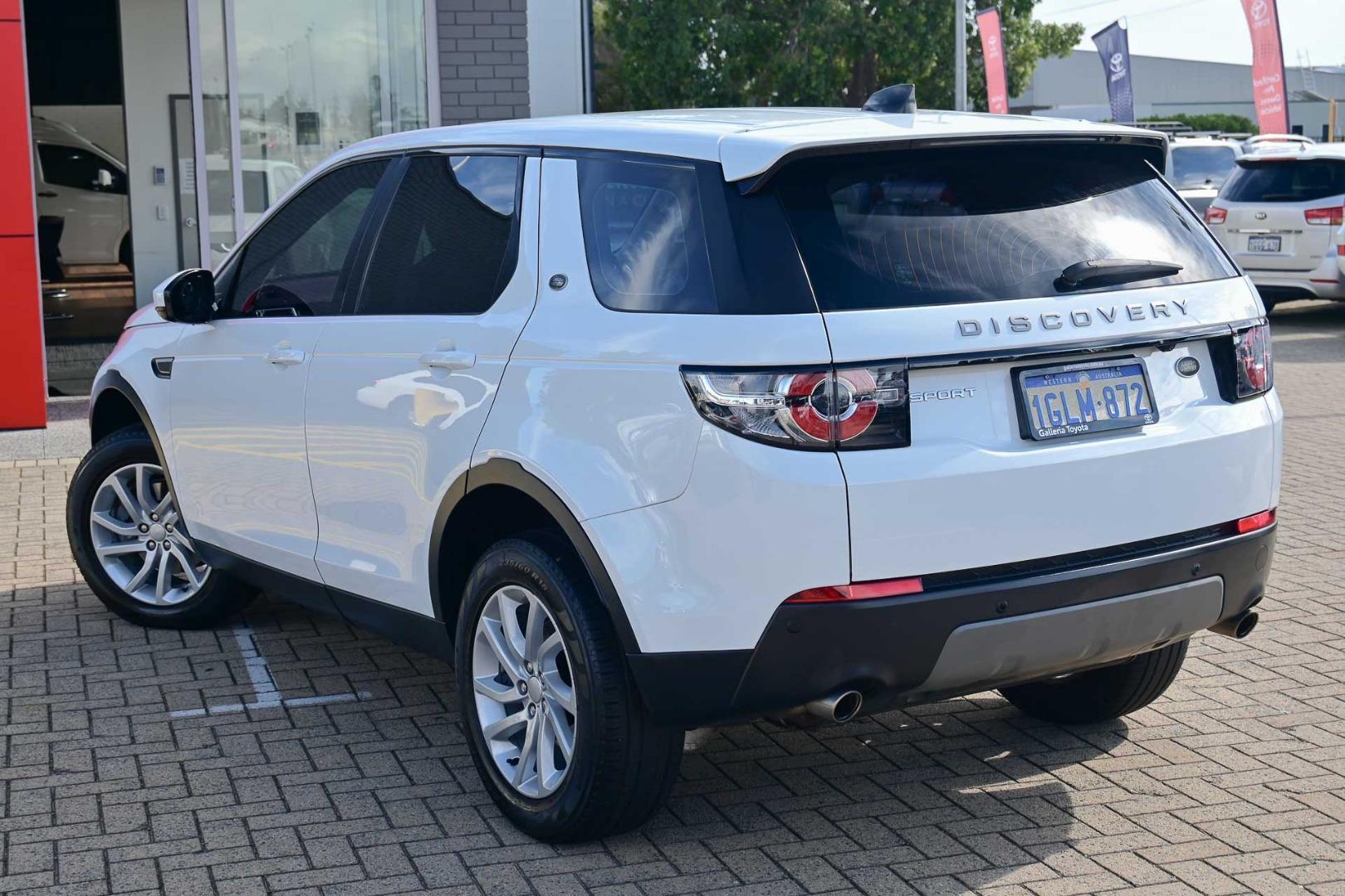 2017 Land Rover Discovery Sport TD4 150 SE in White