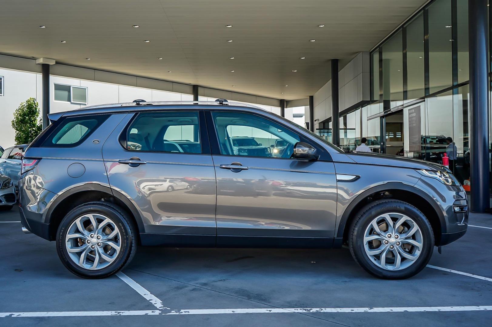 2019 Land Rover Discovery Sport D150 S in Grey