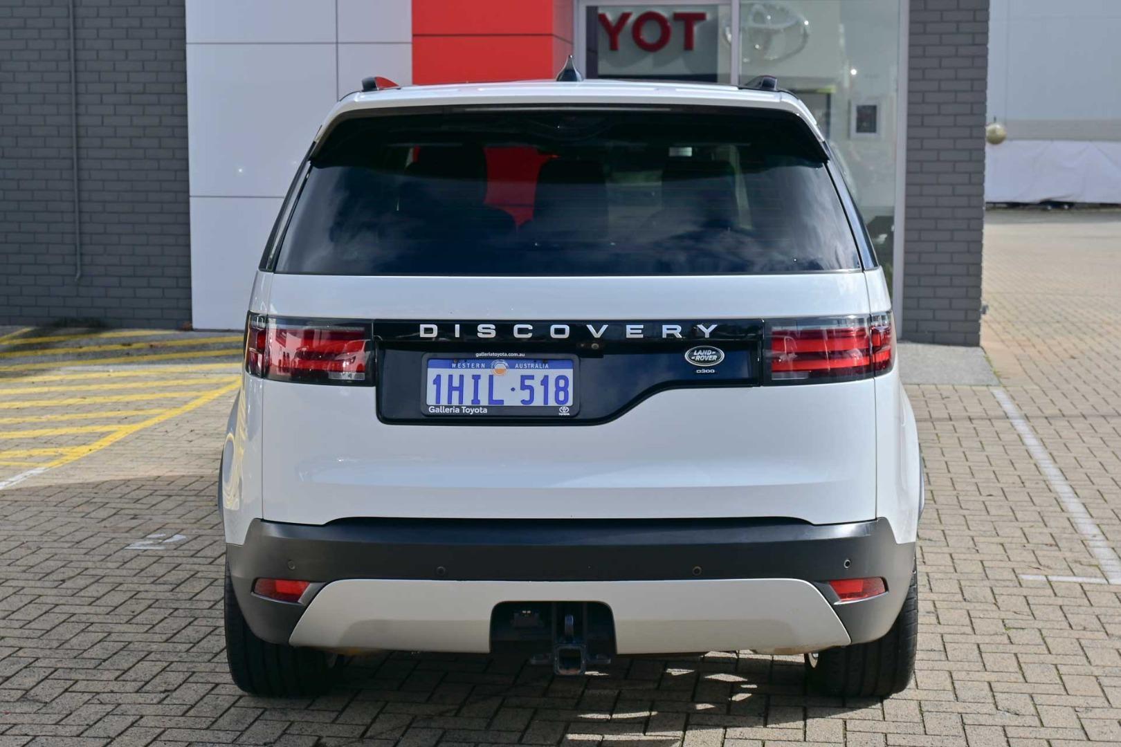 2021 Land Rover Discovery D300 HSE in White