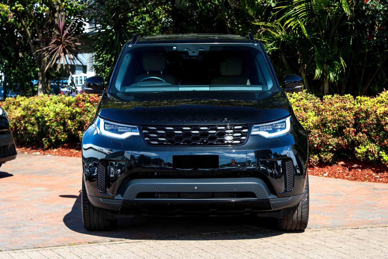 2021 Land Rover Discovery D300 HSE in Other