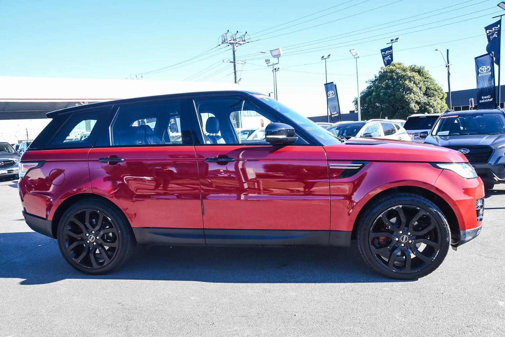 2015 Land Rover Range Rover Sport TDV6 S in Red