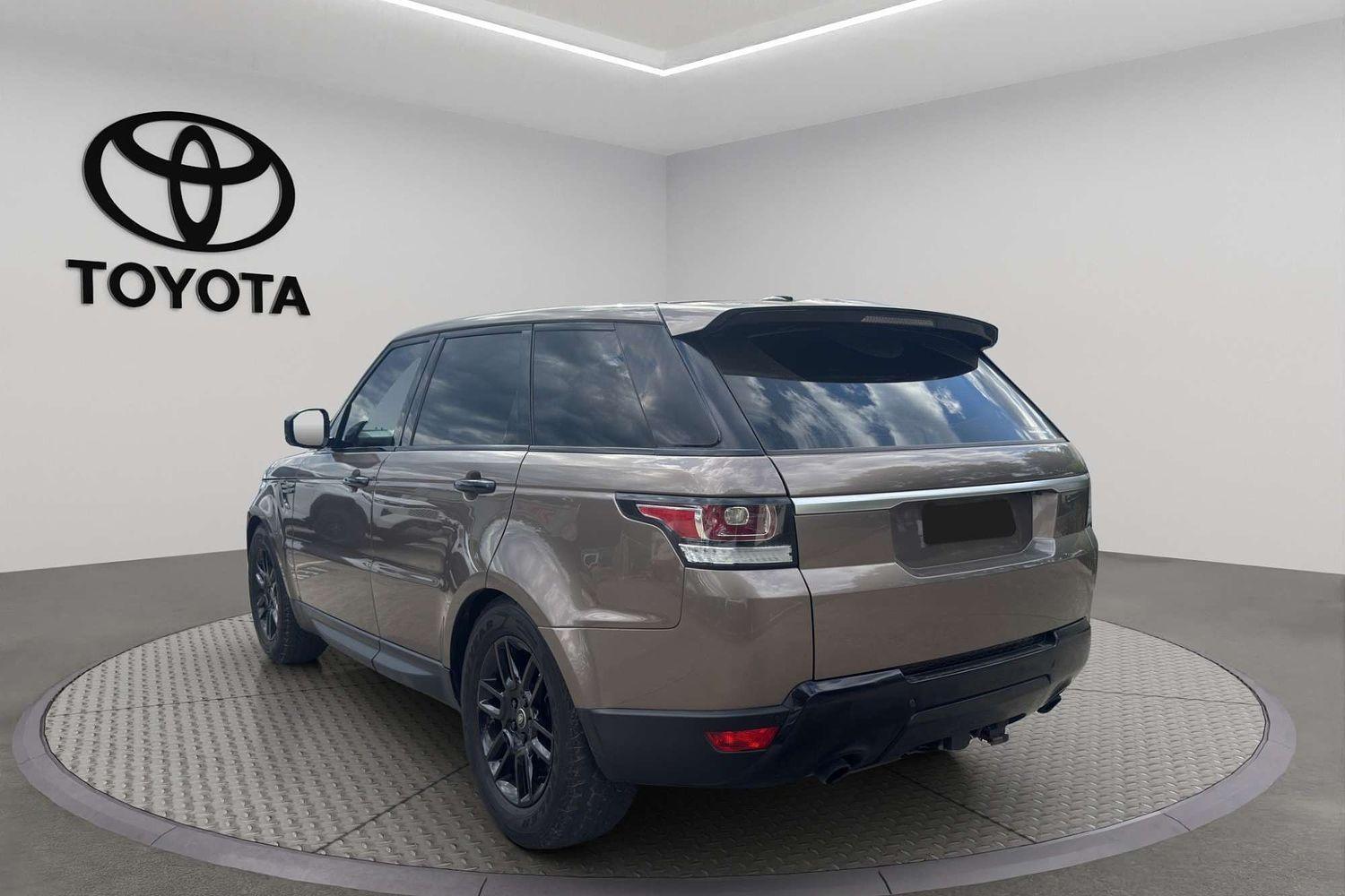 2016 Land Rover Range Rover Sport TDV6 SE in Grey
