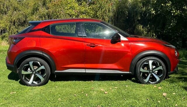 2020 Nissan JUKE ST-L in Red
