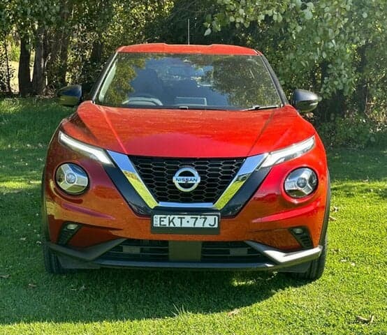 2020 Nissan JUKE ST-L in Red