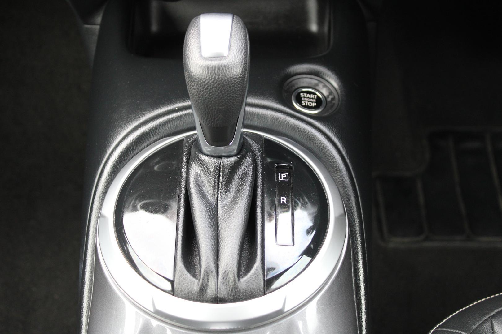 2023 Nissan JUKE ST-L in Other