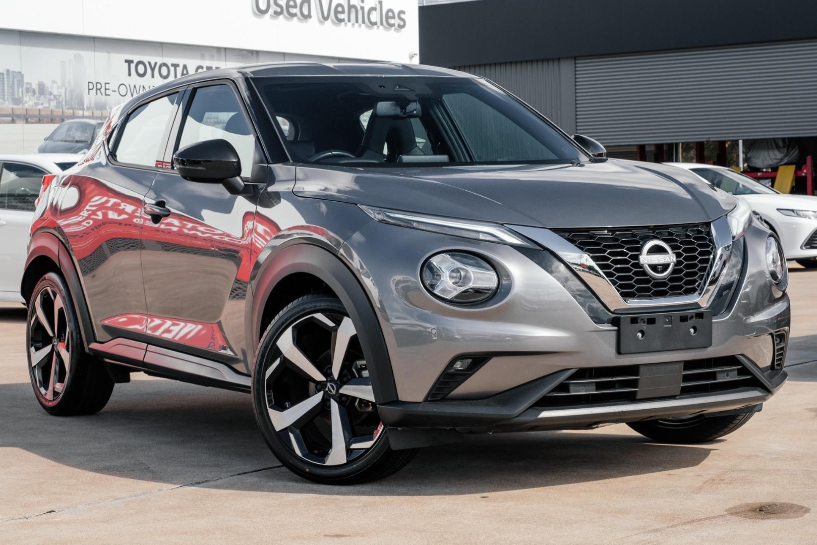 2023 Nissan JUKE ST-L in Ceramic Grey