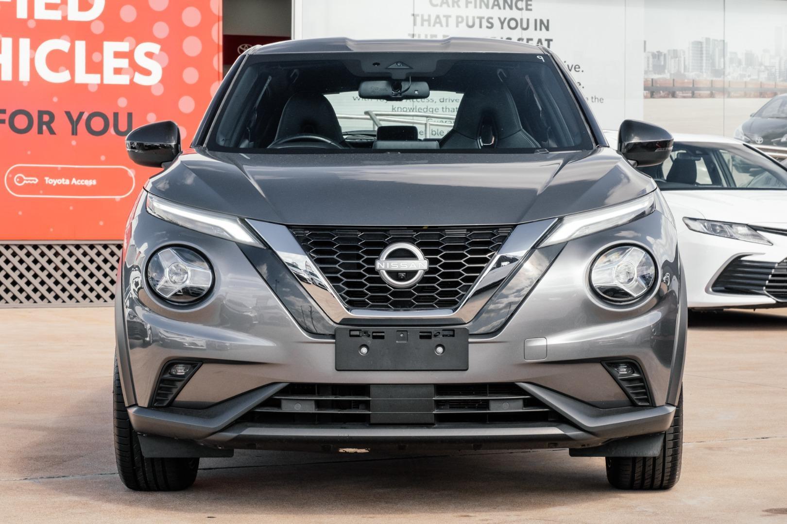 2023 Nissan JUKE ST-L in Ceramic Grey