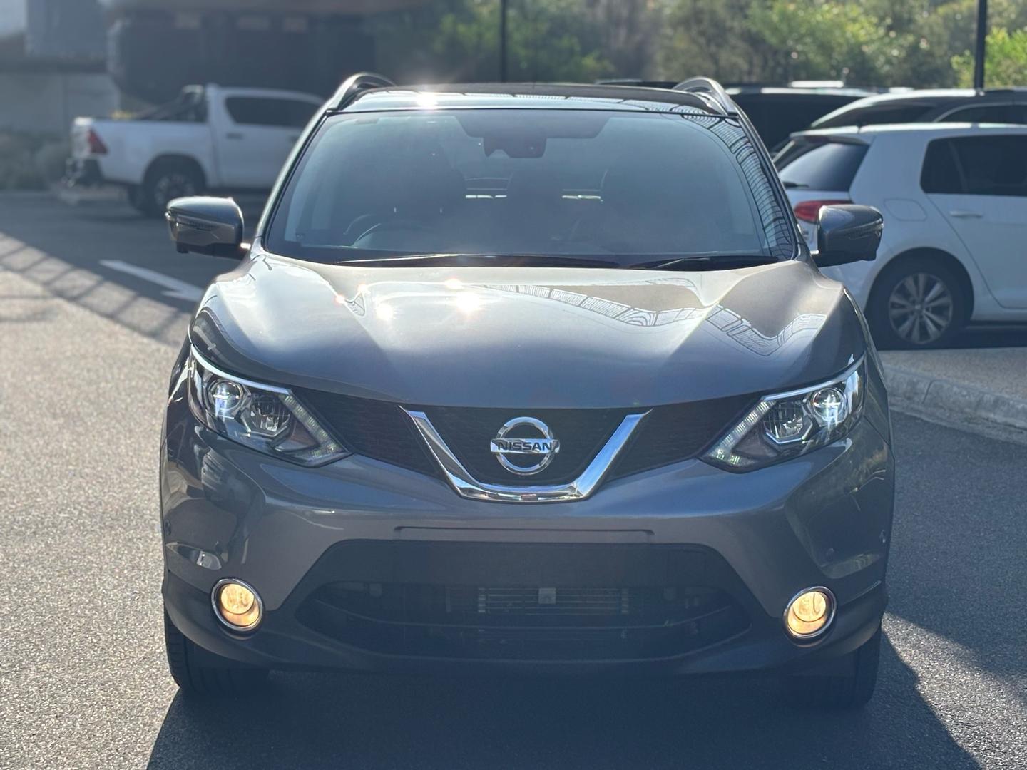 2015 Nissan QASHQAI Ti in Grey
