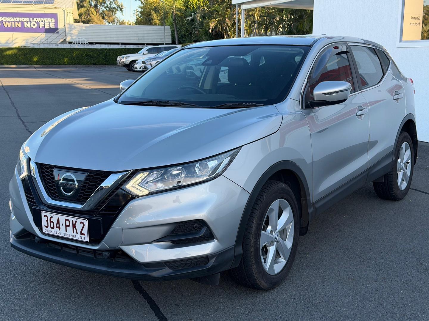 2018 Nissan QASHQAI ST in Silver