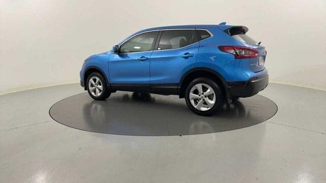2018 Nissan QASHQAI ST in Blue
