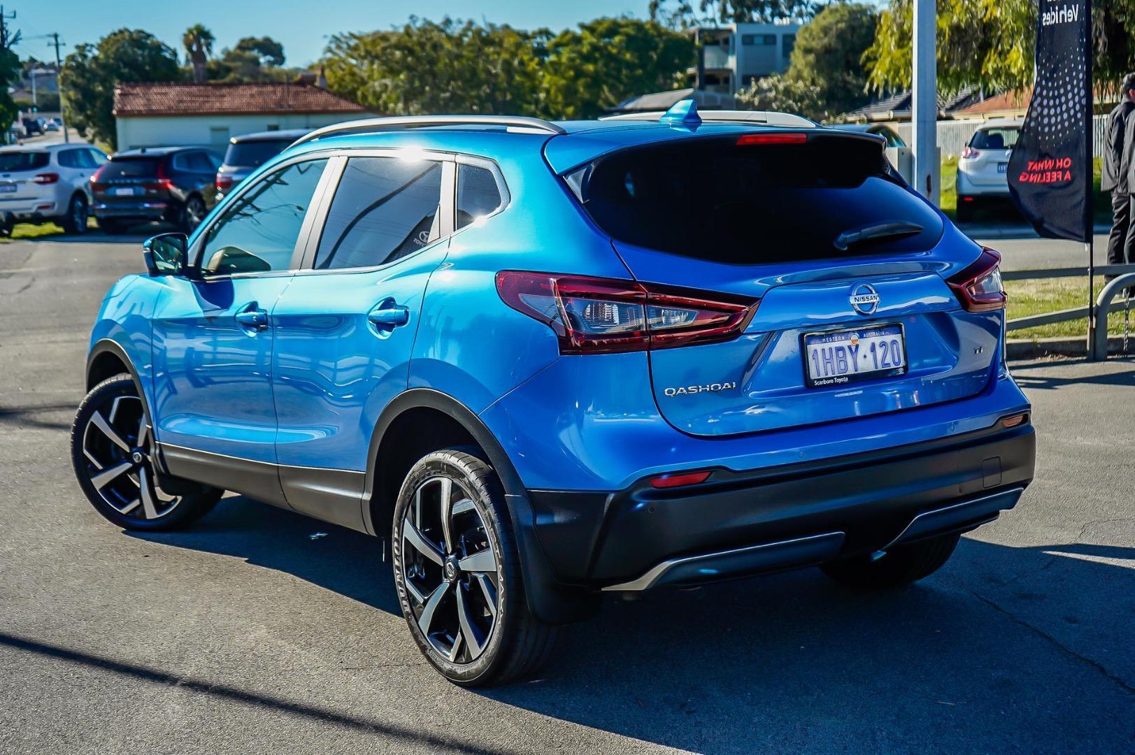 2020 Nissan QASHQAI Ti in Blue