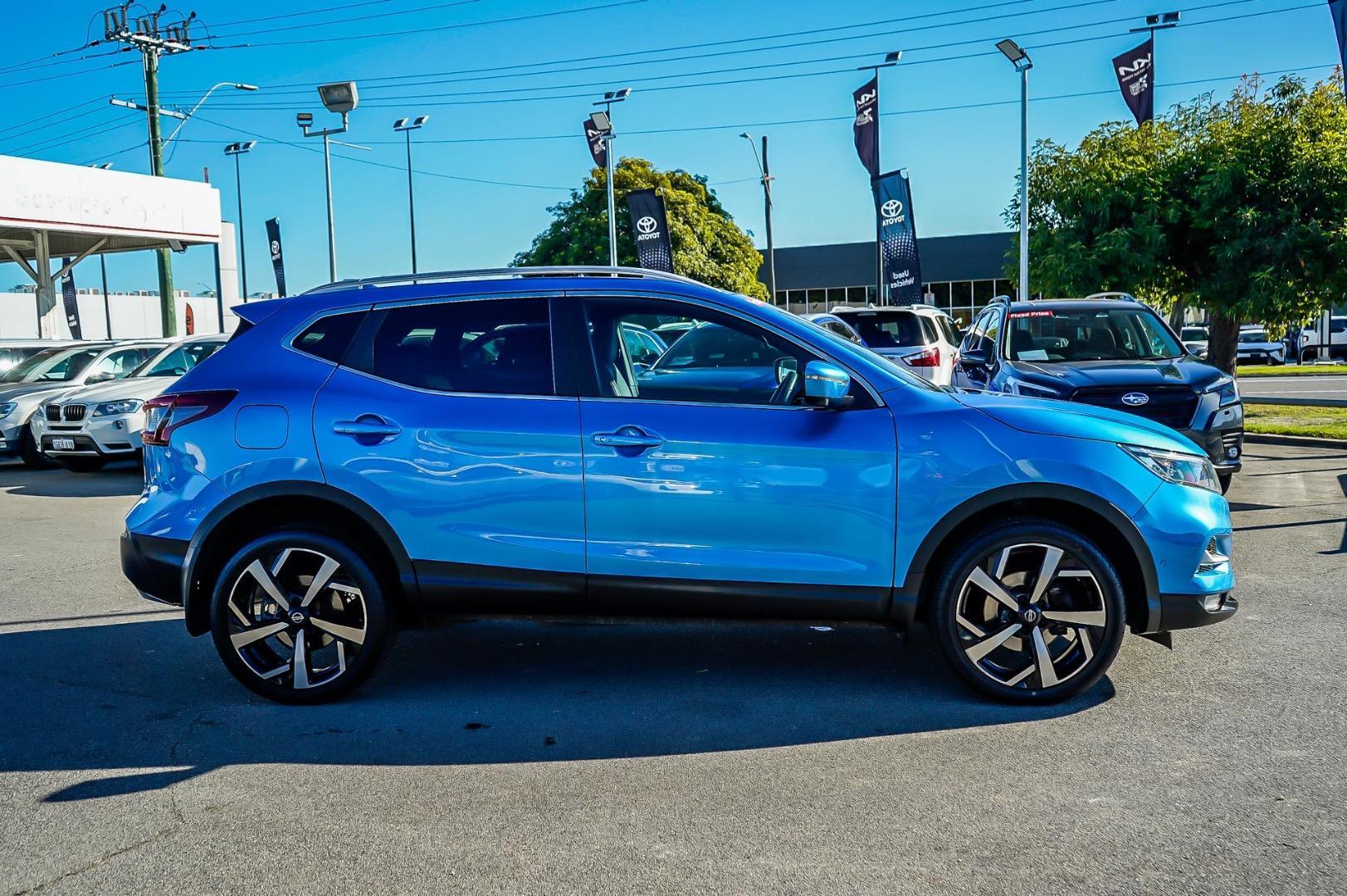 2020 Nissan QASHQAI Ti in Blue