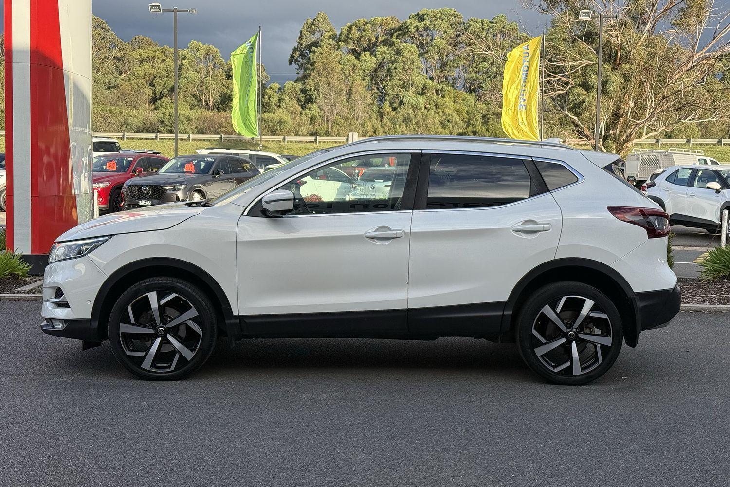2021 Nissan QASHQAI Ti in Ivory Pearl
