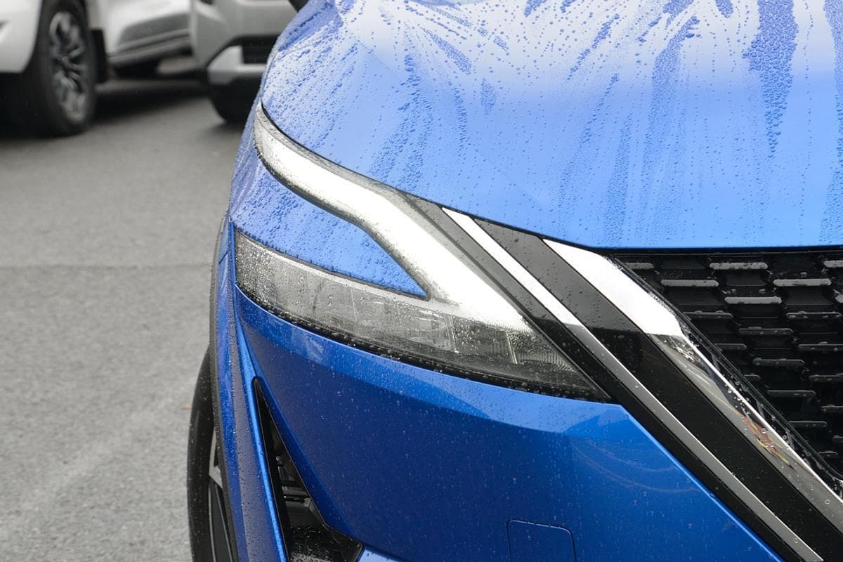 2022 Nissan QASHQAI ST-L in Blue