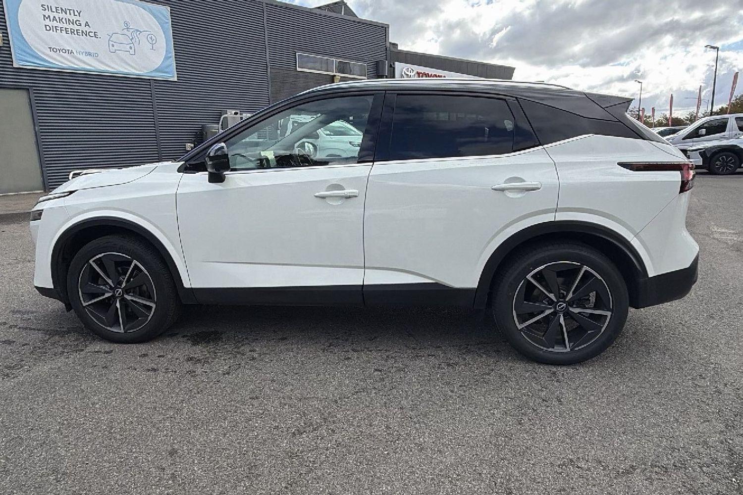 2023 Nissan QASHQAI ST-L in Pearl White