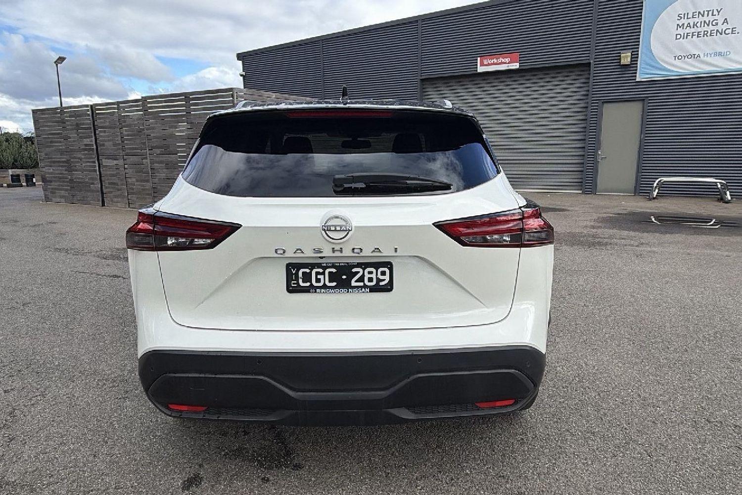 2023 Nissan QASHQAI ST-L in Pearl White