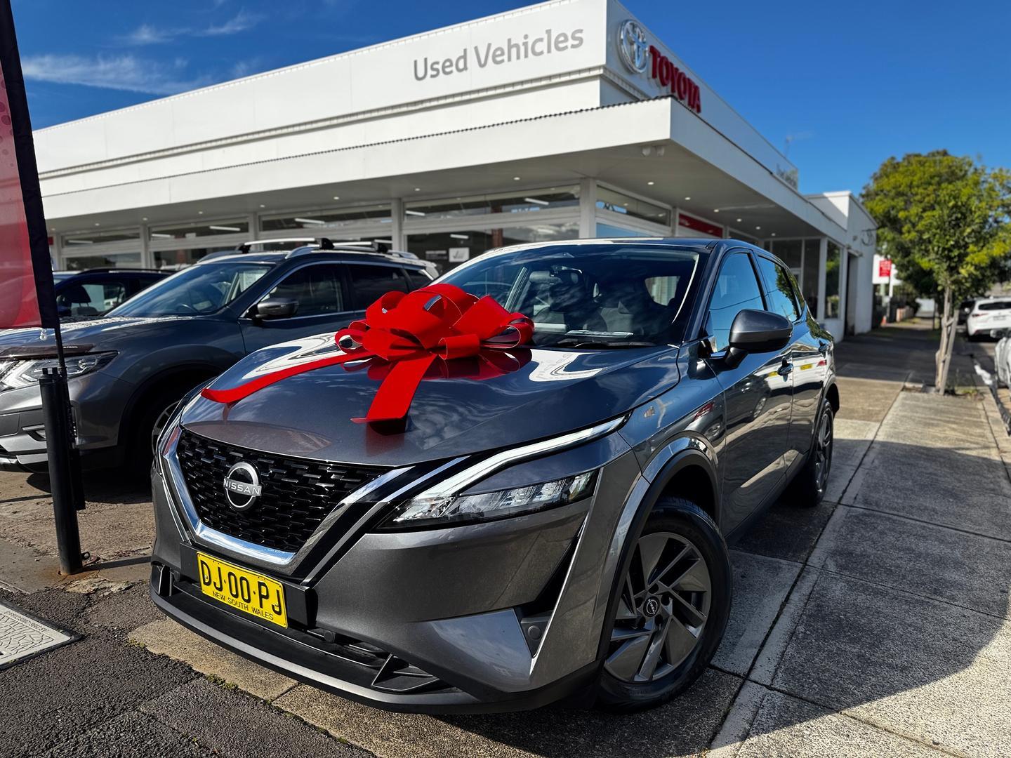 2023 Nissan QASHQAI ST in Grey