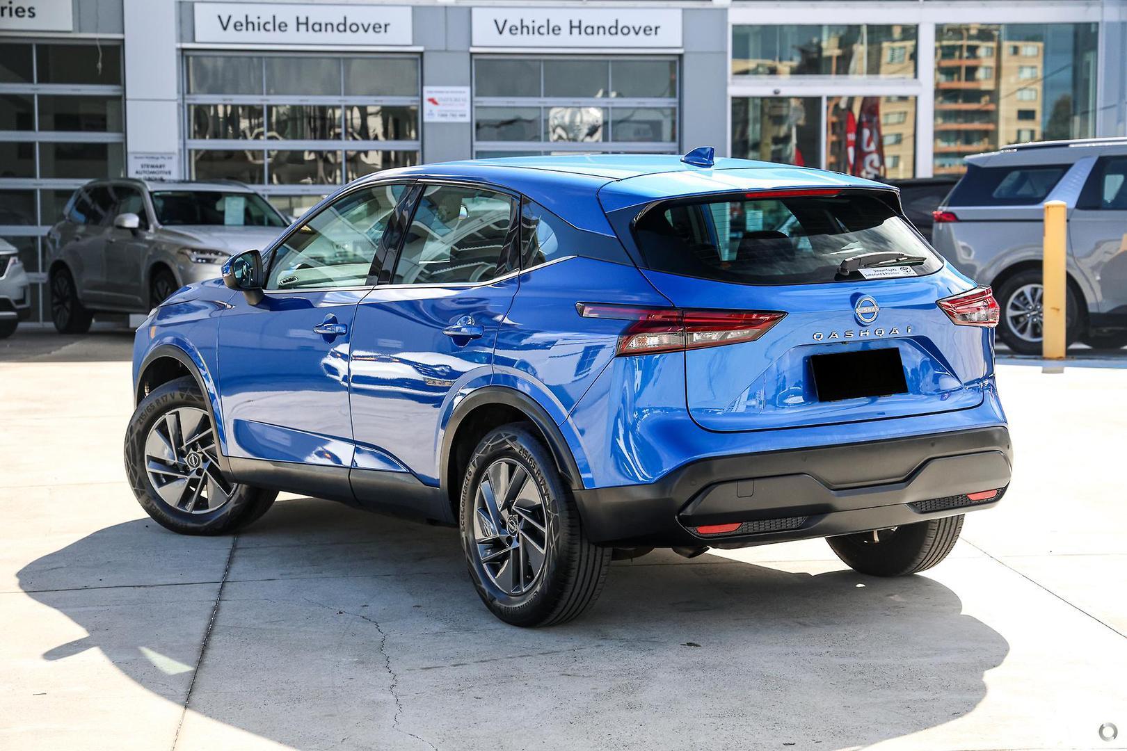 2024 Nissan QASHQAI ST in Blue